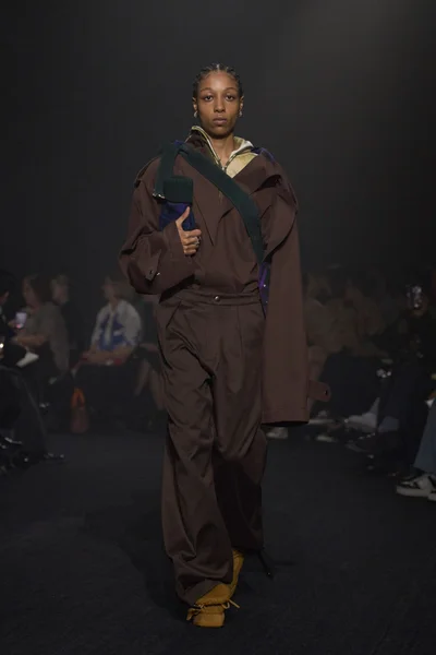 Look 23